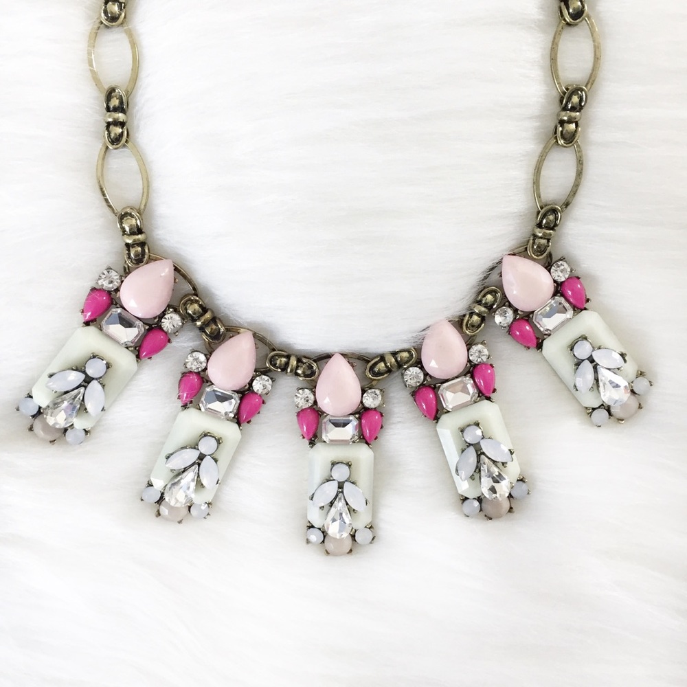 🆑 "Chelsea" Necklace || Pink & Mint Jewel - Picture 4 of 10